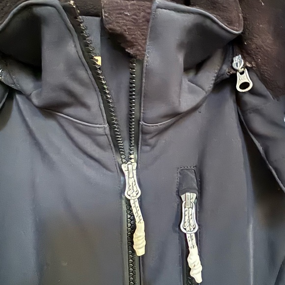 Sweaty Betty Black Ski Jacket with Faux Fur Hood - Picture 4 of 15